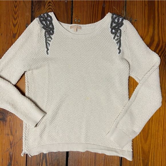 Gibson Latimer Women’s Knit Cream Sweater Size M Embellished Beaded Shoulders - Picture 13 of 16